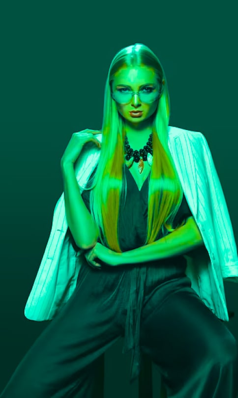 styled girl photo